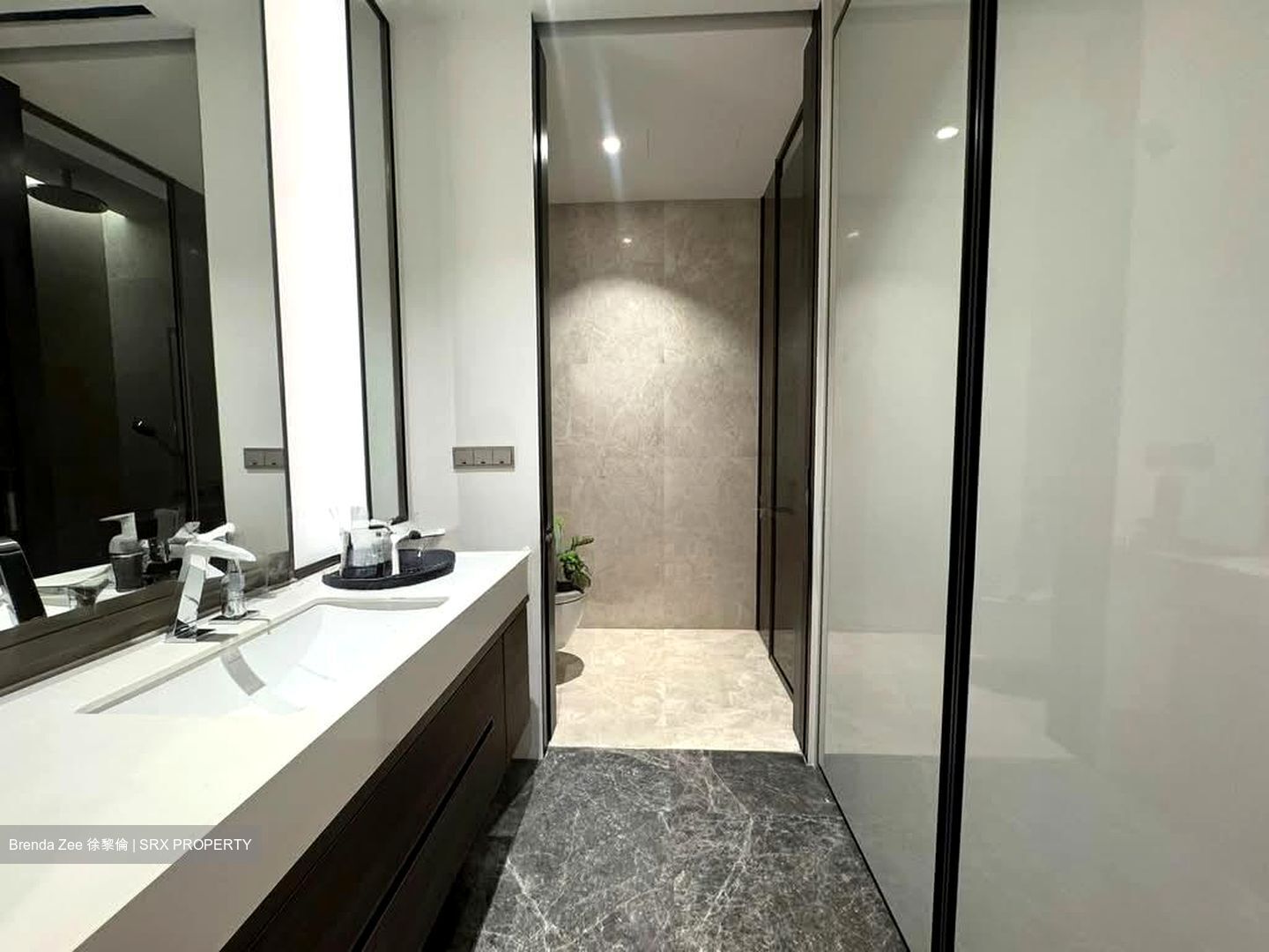 19 Nassim (D10), Apartment #577144371